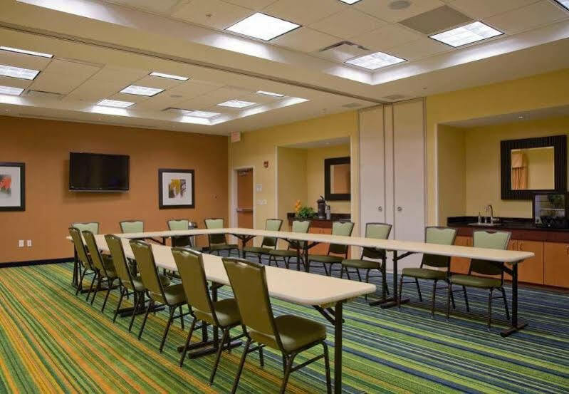 Fairfield Inn And Suites By Marriott Montgomery Eastchase Exterior photo
